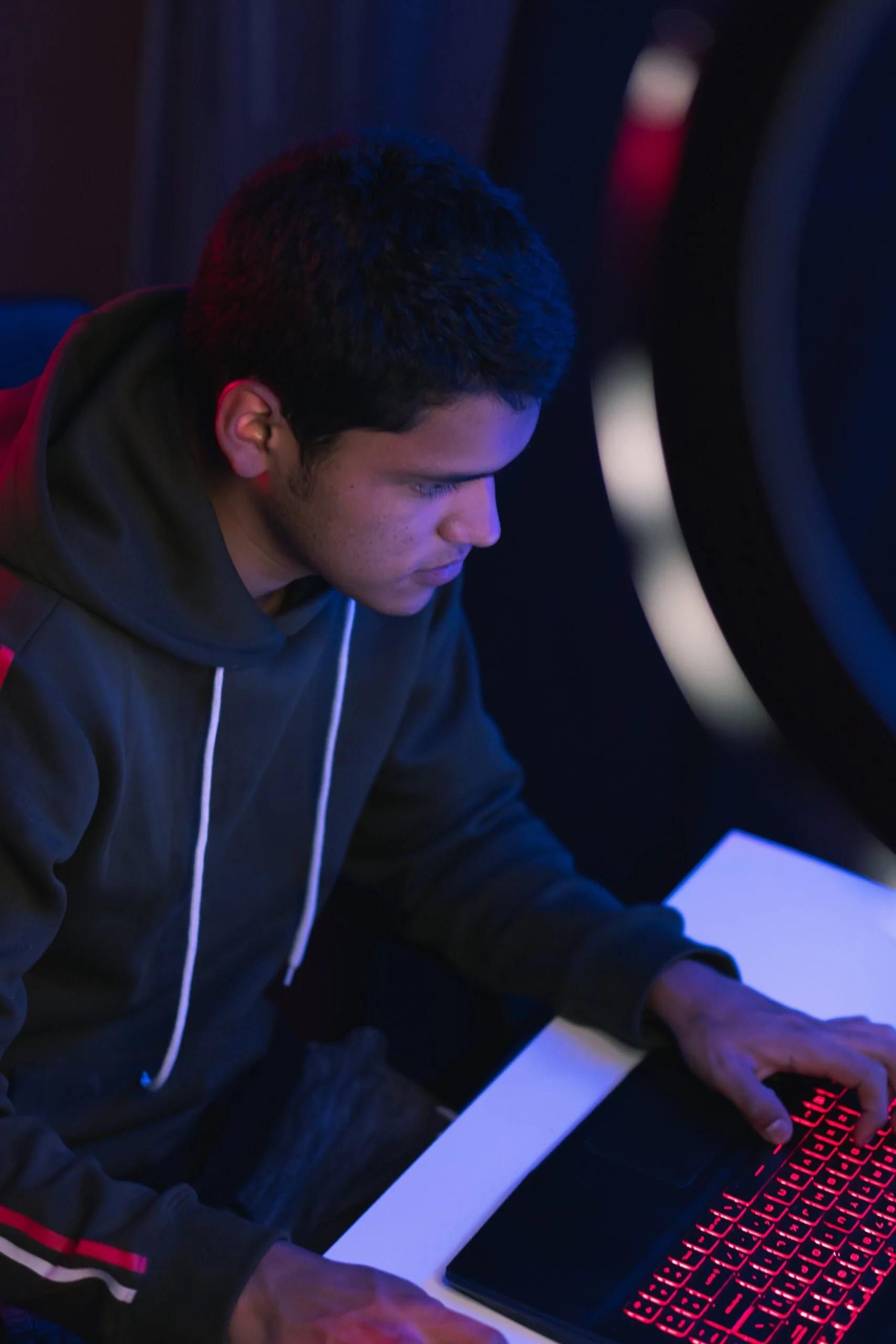 fausto sandoval pbIl6k1bbQ unsplash scaled